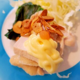 サラダチキン with ビネ果入りマヨソース